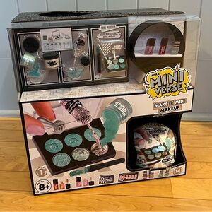 MGA's Miniverse Make It Mini Makeup